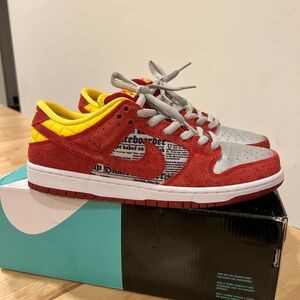 Nike Dunk SB size 10 crawfish red yellow